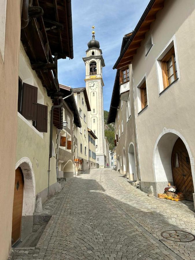 Weisses Kreuz - Crusch Alva Acomodação com café da manhã Samedan Exterior foto
